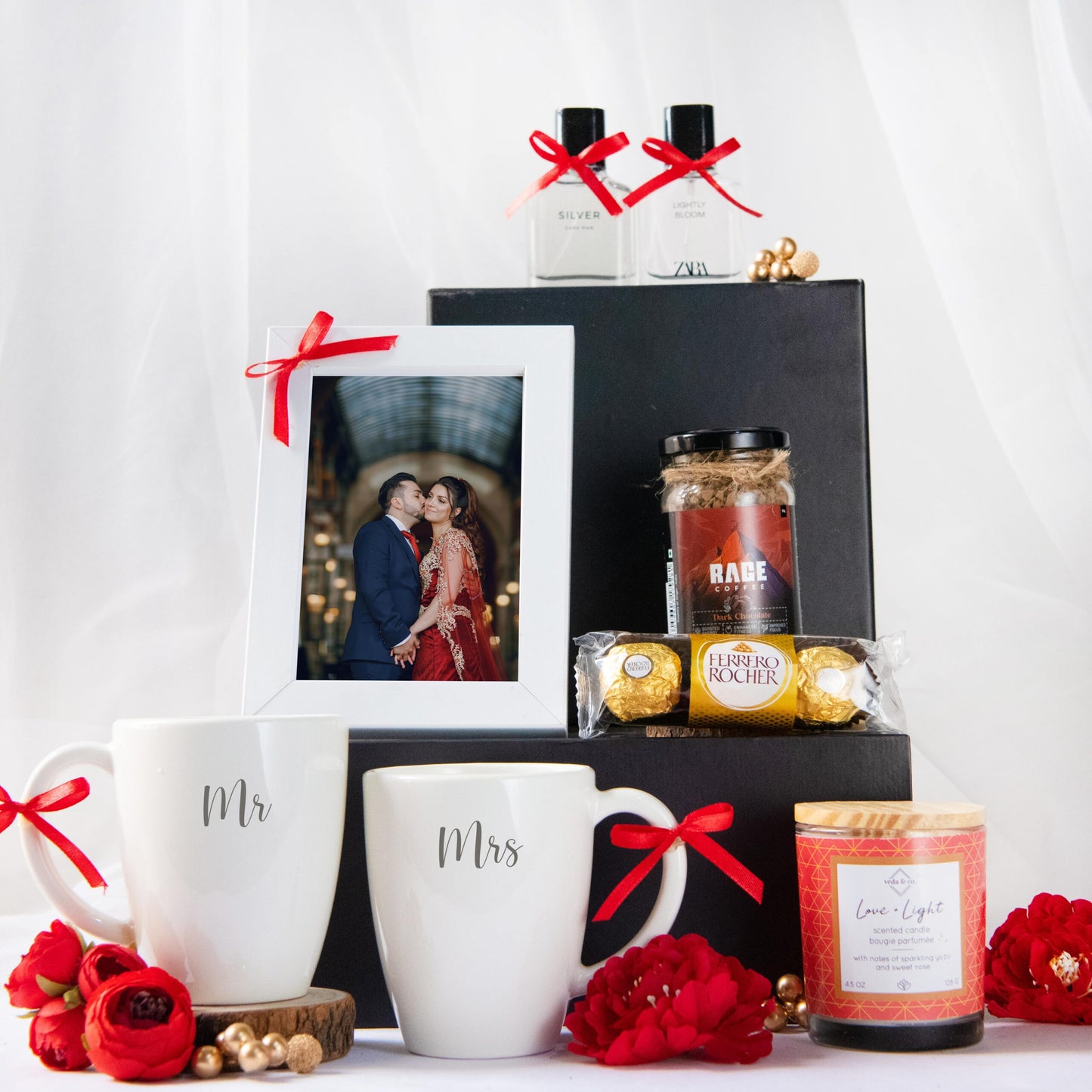 Mr & Mrs Gift Box
