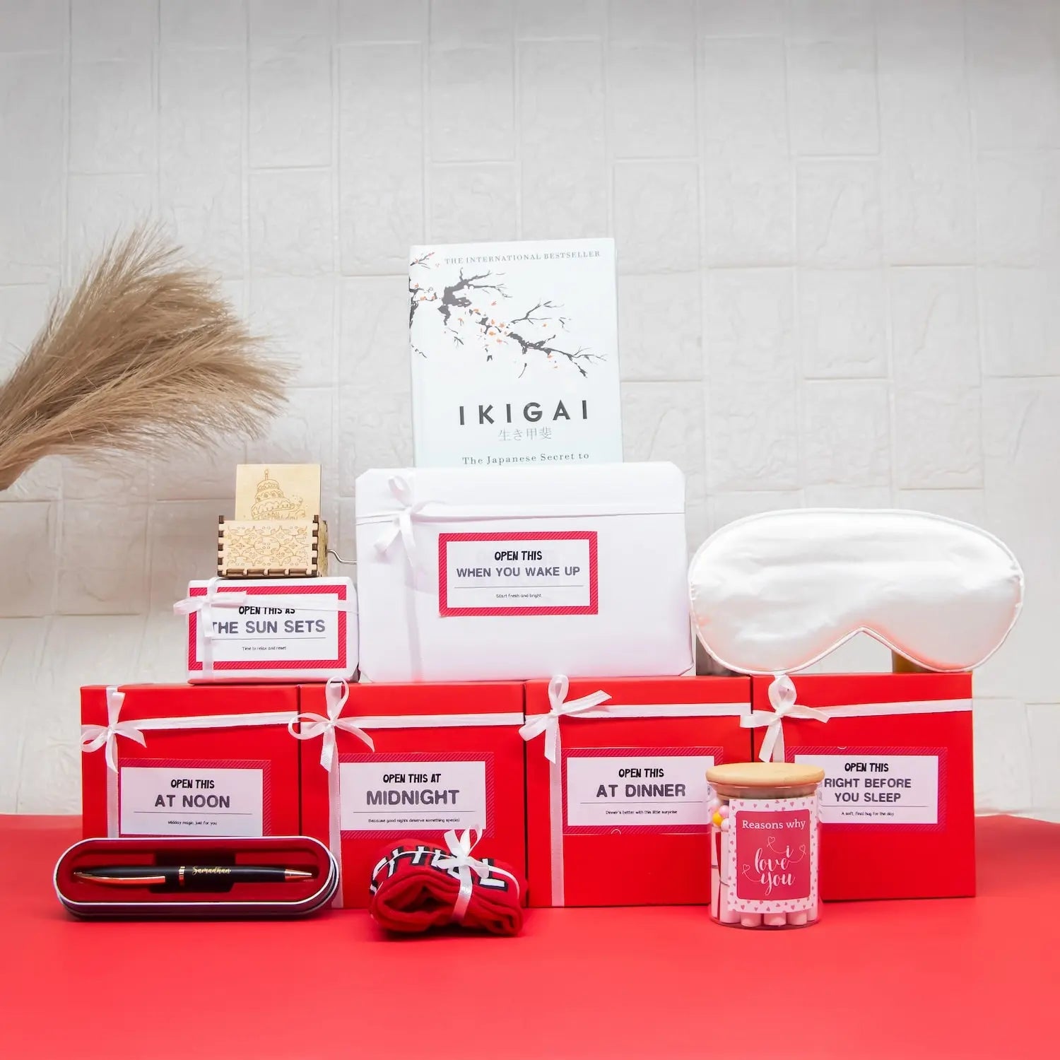 24 Hours Valentine Gift Hamper For Husband / Boyfriend