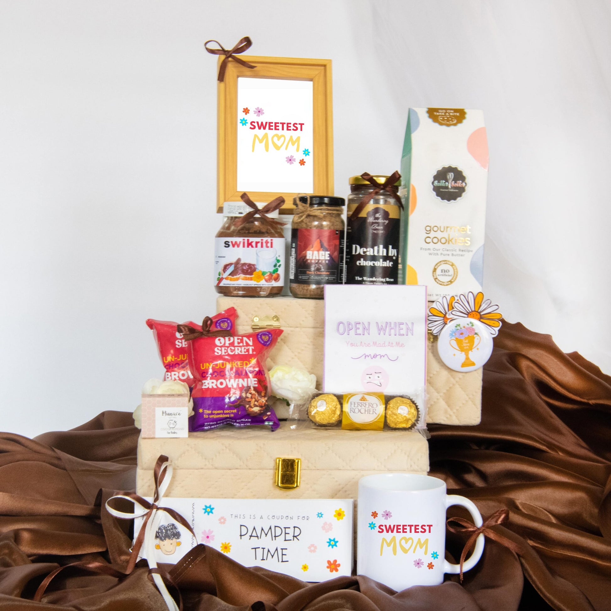 Uber Luxury Choco Gift Hamper For Mom