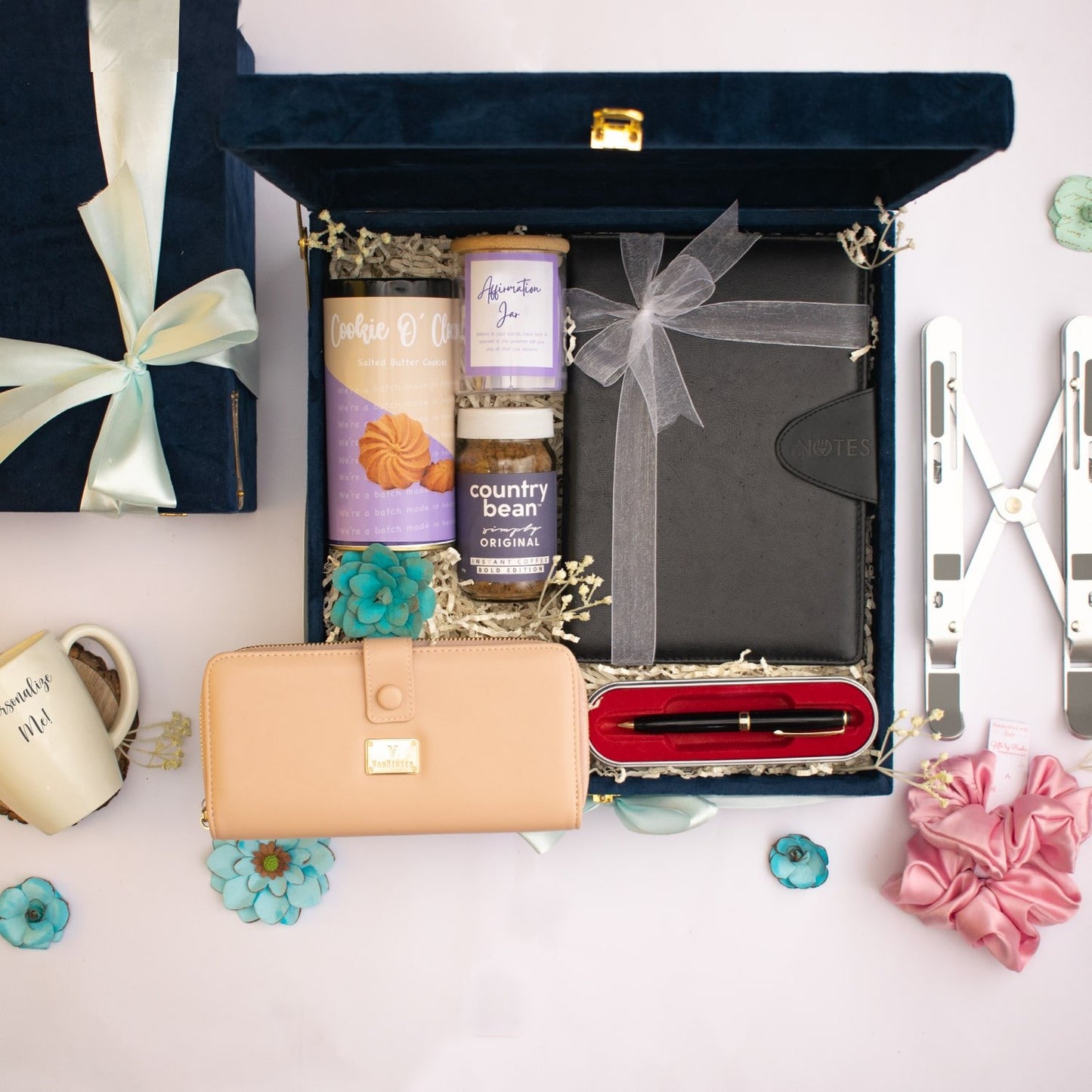 Gift Box For The Entrepreneur Sister