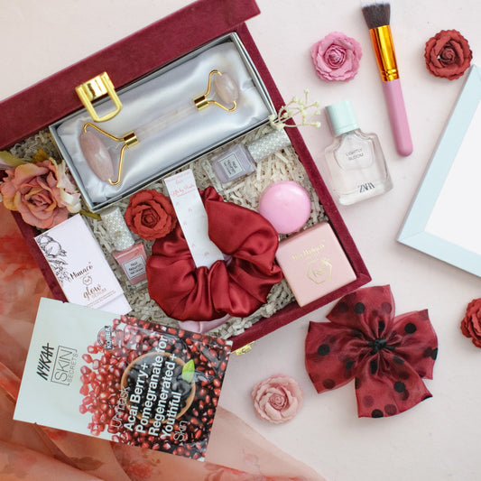 Wakeup &amp; Makeup Gift Box For Sister