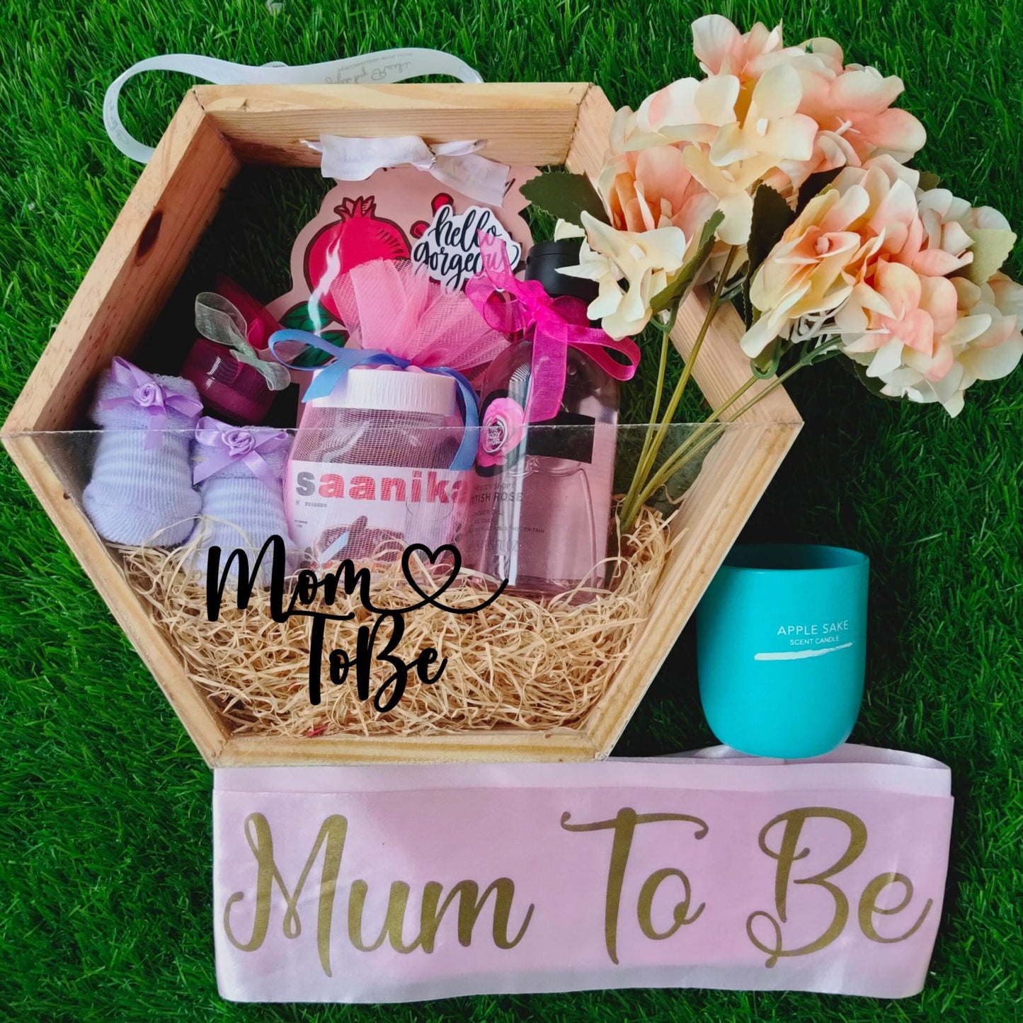 Mom to Be Gift Hamper