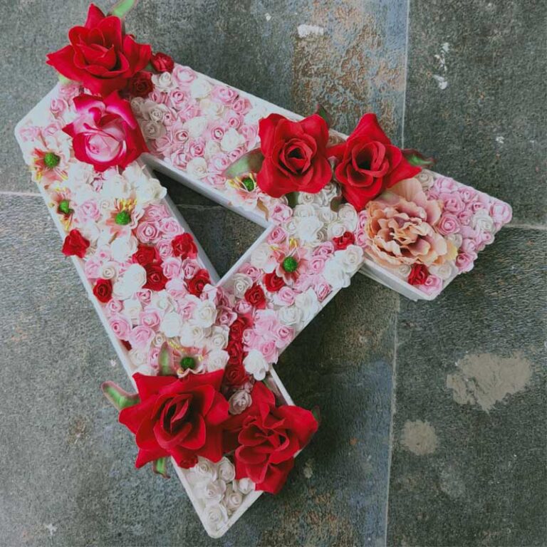 floral name initial small