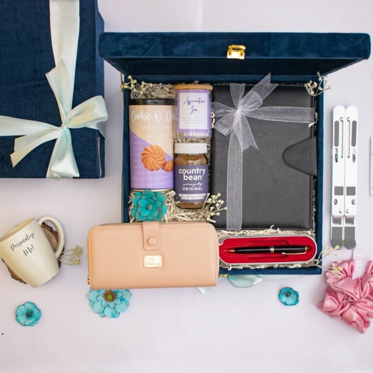 Gift Box For The Entrepreneur Sister