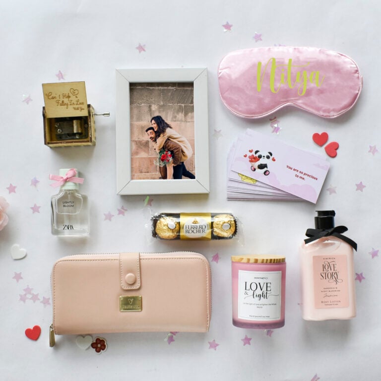 Wonderstruck Luxury Gift Hamper For Her